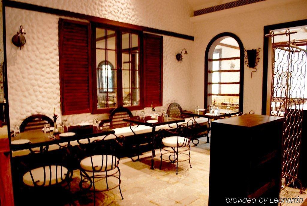 Aloft Coimbatore Singanallur Ресторант снимка
